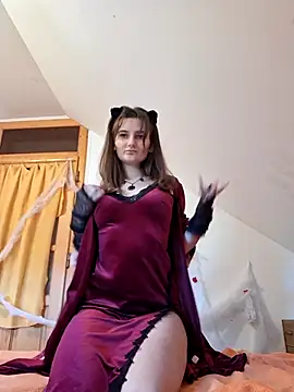 Snapshot of Nika_aa chatting on 11-06-25, 08:59 Nika aa online show from 11-06-25, 08:59