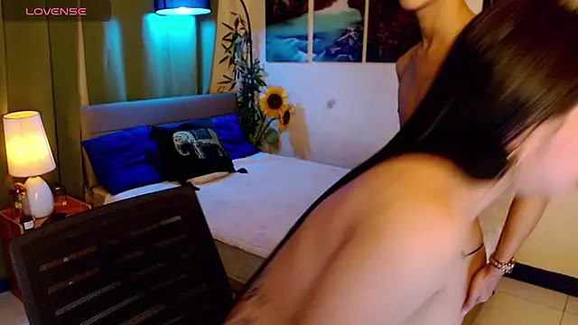 AsianCarl online show from 10-22-25, 05:19