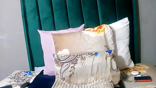 DeliciousBoobsx25 online show from 11-12-25, 07:31