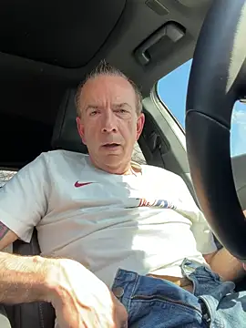 Snapshot of Crazy_Mike1 chatting on 03-05-26, 07:43 Crazy Mike1 online show from 03-05-26, 07:43