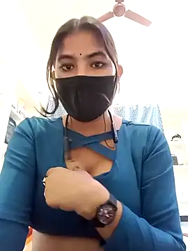 Hot radhaji online show from 02-17-26, 03:51