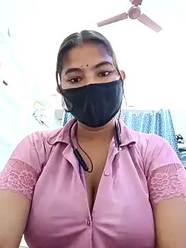 Hot radhaji online show from 03-06-26, 01:35