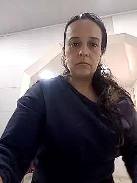 FiorellaDuboi online show from 11-21-25, 09:13