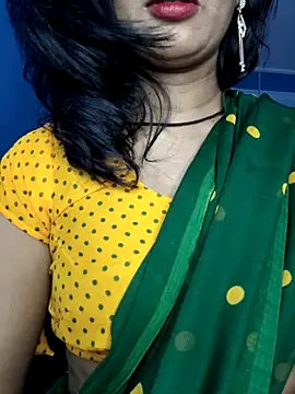 Snapshot of Janu-hasena chatting on 02-06-26, 03:04 Janu-hasena online show from 02-06-26, 03:04