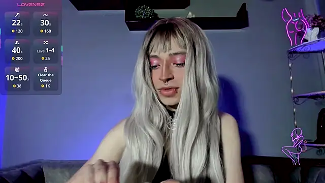 Oasis Fairy online show from 11-18-25, 08:02