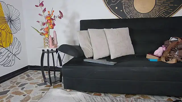 Aranzza Ross online show from 01-17-26, 12:43