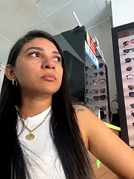 oralin online show from 10-25-25, 11:51