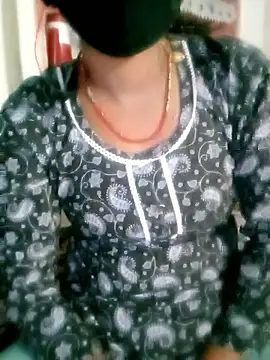 Sexy Riya Bhabhi online show from 10-30-25, 03:46