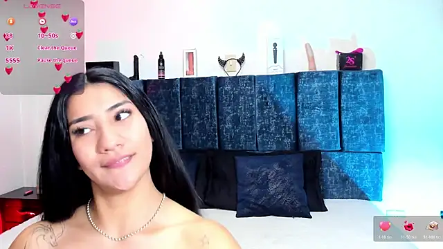 Snapshot of Kiim_Owens chatting on 11-07-25, 12:05 Kiim Owens online show from 11-07-25, 12:05