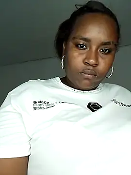 Snapshot of NaomiGrace_ chatting on 11-08-25, 11:10 NaomiGrace online show from 11-08-25, 11:10