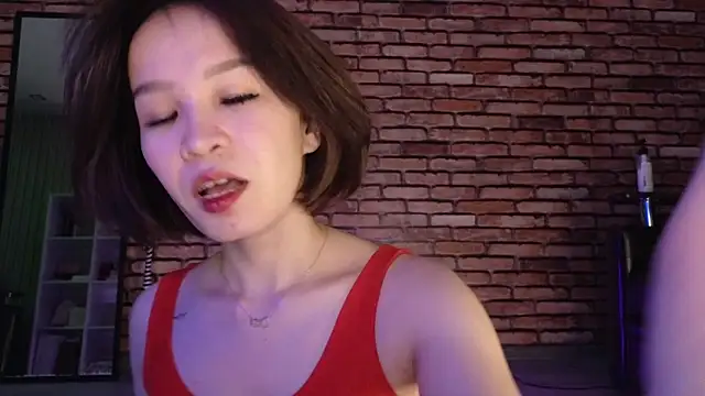 Snapshot of saya_li1 chatting on 11-03-25, 09:38 saya li1 online show from 11-03-25, 09:38