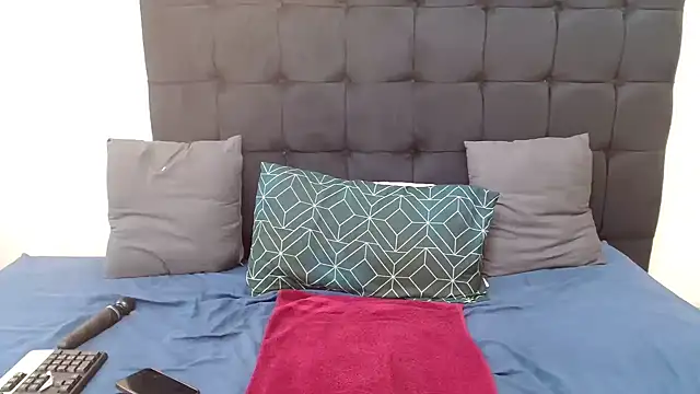 CaramelBootty online show from 02-12-26, 05:57