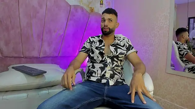 Snapshot of onlymen2025 chatting on 10-09-25, 11:41 onlymen2025 online show from 10-09-25, 11:41