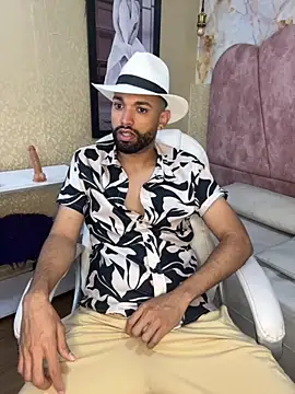 Snapshot of onlymen2025 chatting on 10-11-25, 12:04 onlymen2025 online show from 10-11-25, 12:04