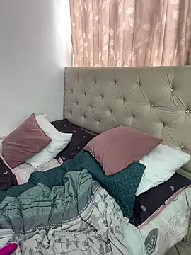 MeganHillss online show from 12-19-25, 09:22