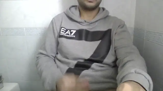 Snapshot of sci69 chatting on 02-03-26, 02:11 sci69 online show from 02-03-26, 02:11