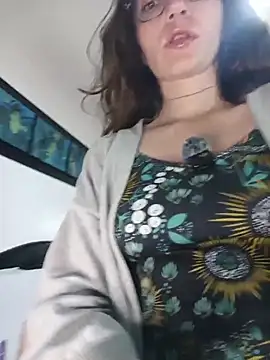 Lucy colee online show from 11-23-25, 01:49