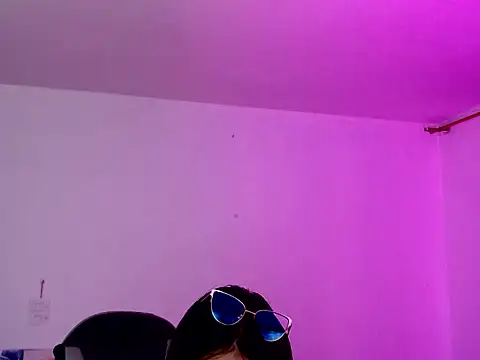 sofia  666 online show from 11-17-25, 03:18