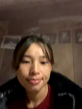 Han-han123 online show from 10-24-25, 08:05