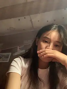 Han-han123 online show from 11-07-25, 12:16