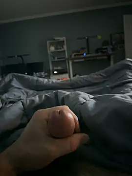 Snapshot of Beastyfuck chatting on 03-04-26, 03:45 Beastyfuck online show from 03-04-26, 03:45