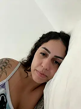 mel casada online show from 11-14-25, 01:04