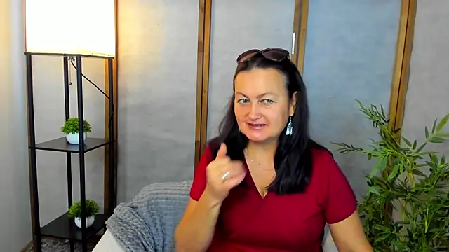 Snapshot of hottyannaa chatting on 10-15-25, 02:22 hottyannaa online show from 10-15-25, 02:22