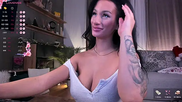 JessicaVerse online show from 12-14-25, 05:40