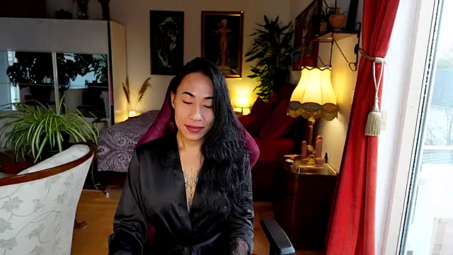 bianca bellamy online show from 12-17-25, 08:20