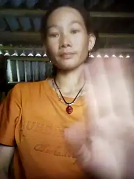 gio-thu online show from 10-13-25, 04:34