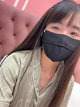 Snapshot of Ha_2660 chatting on 10-23-25, 02:27 Ha 2660 online show from 10-23-25, 02:27