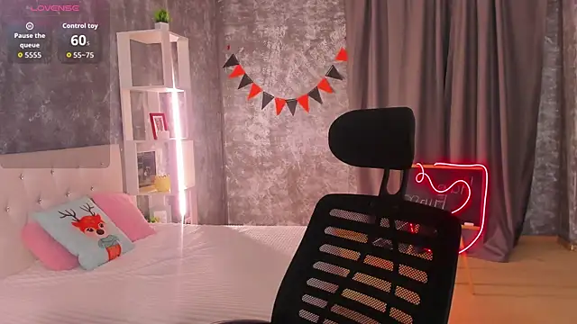 scent  of woman online show from 01-12-26, 01:55