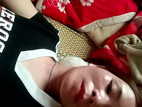 Snapshot of sipy- chatting on 10-11-25, 05:17 sipy- online show from 10-11-25, 05:17