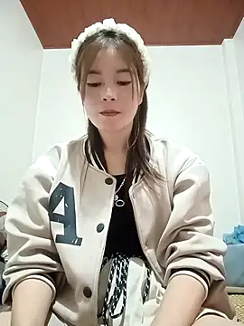 Snapshot of sipy- chatting on 11-06-25, 12:00 sipy- online show from 11-06-25, 12:00