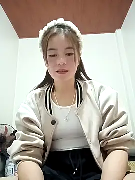 Snapshot of sipy- chatting on 11-14-25, 11:31 sipy- online show from 11-14-25, 11:31