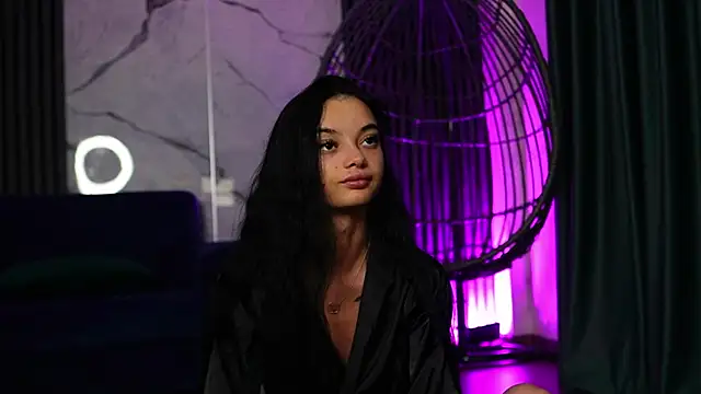 RachelRavee online show from 11-10-25, 05:17