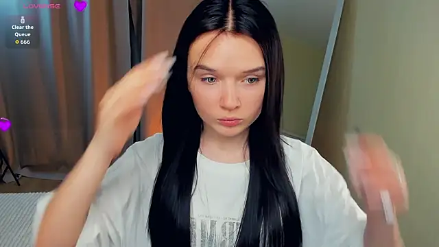 Snapshot of RonnieSchmertz chatting on 11-25-25, 05:02 RonnieSchmertz online show from 11-25-25, 05:02