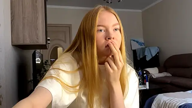 RaguelNicksons online show from 10-24-25, 09:17