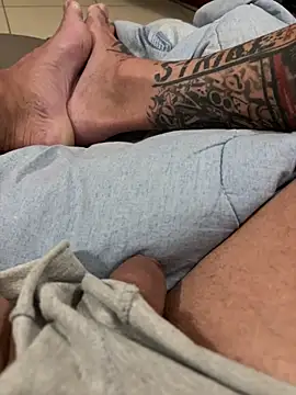 Snapshot of Sexy-feet78 chatting on 10-08-25, 08:28 Sexy-feet78 online show from 10-08-25, 08:28