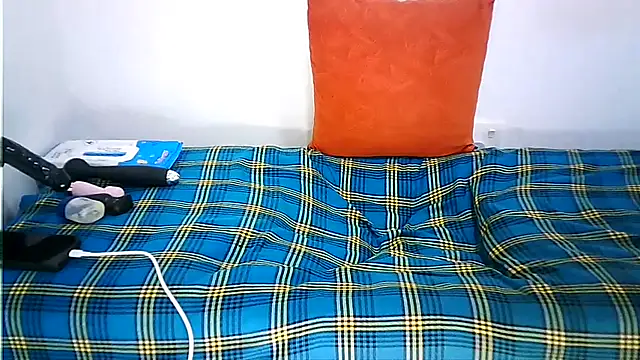 Ntokozo290 online show from 12-22-25, 05:43