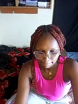 Snapshot of roseluna301 chatting on 10-08-25, 03:42 roseluna301 online show from 10-08-25, 03:42