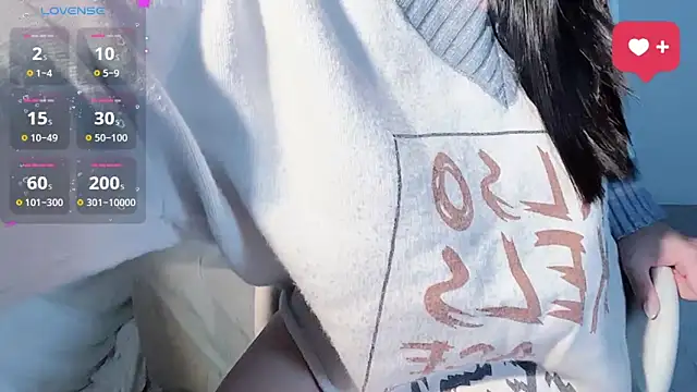 Snapshot of BeChinh_Lee chatting on 11-21-25, 03:00 BeChinh Lee online show from 11-21-25, 03:00