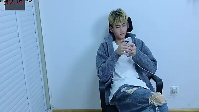 sexyboy-lele online show from 10-16-25, 12:28