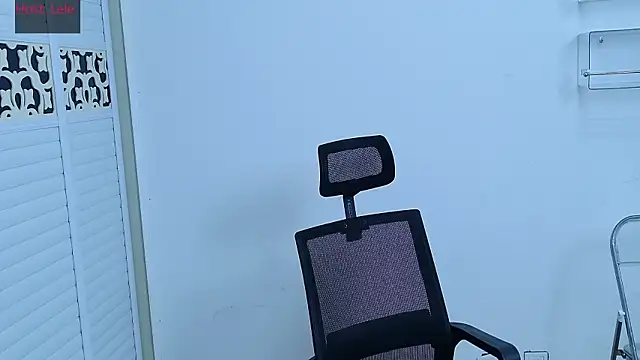 sexyboy-lele online show from 10-23-25, 06:45