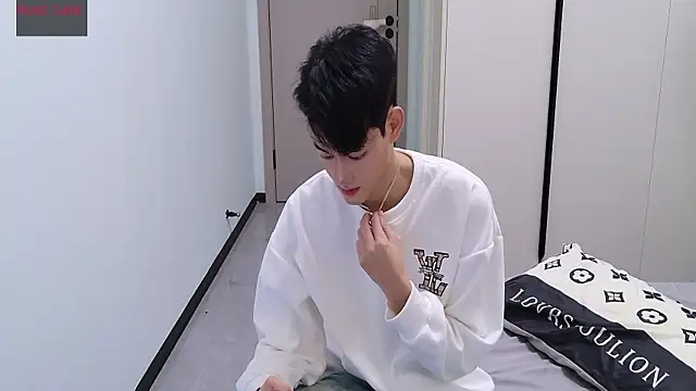 sexyboy-lele online show from 11-17-25, 10:54