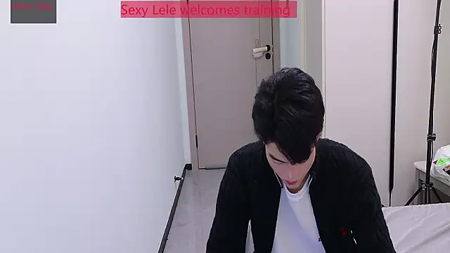 sexyboy-lele online show from 11-28-25, 08:17
