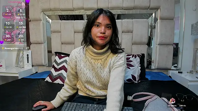 KimiAnal online show from 11-04-25, 01:32