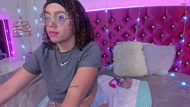 Miamiller 22 online show from 01-08-26, 06:32