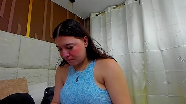 Snapshot of AmbarGills chatting on 03-05-26, 01:29 AmbarGills online show from 03-05-26, 01:29