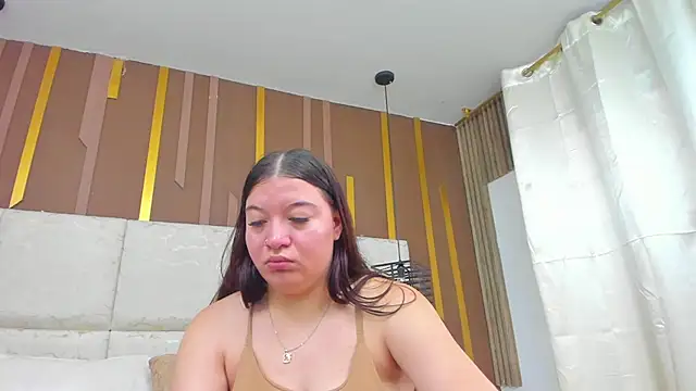 Snapshot of AmbarGills chatting on 04-09-26, 12:54 AmbarGills online show from 04-09-26, 12:54